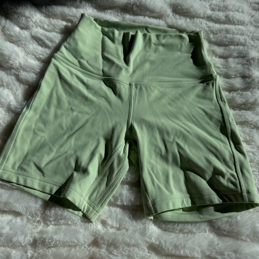 lululemon align shorts 6”